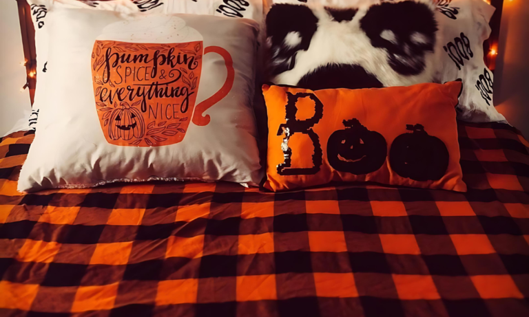 52 Halloween Bedroom Decor Ideas That Will Make Your Space the Ultimate Haunted Escape